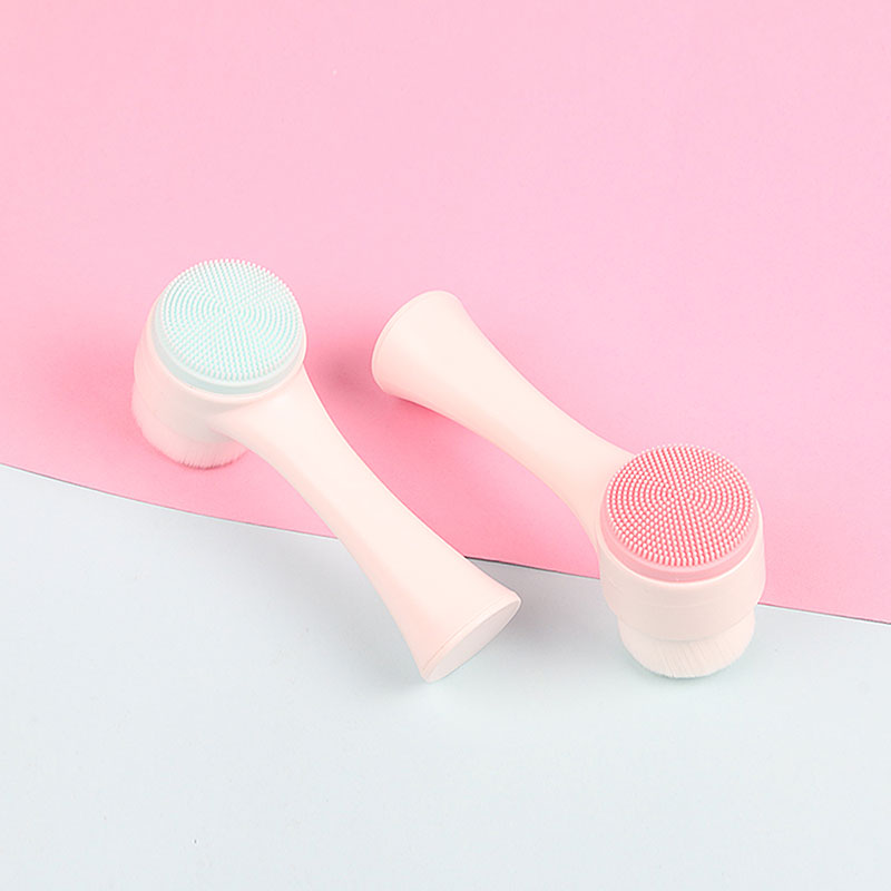cleansing duo face brush 1